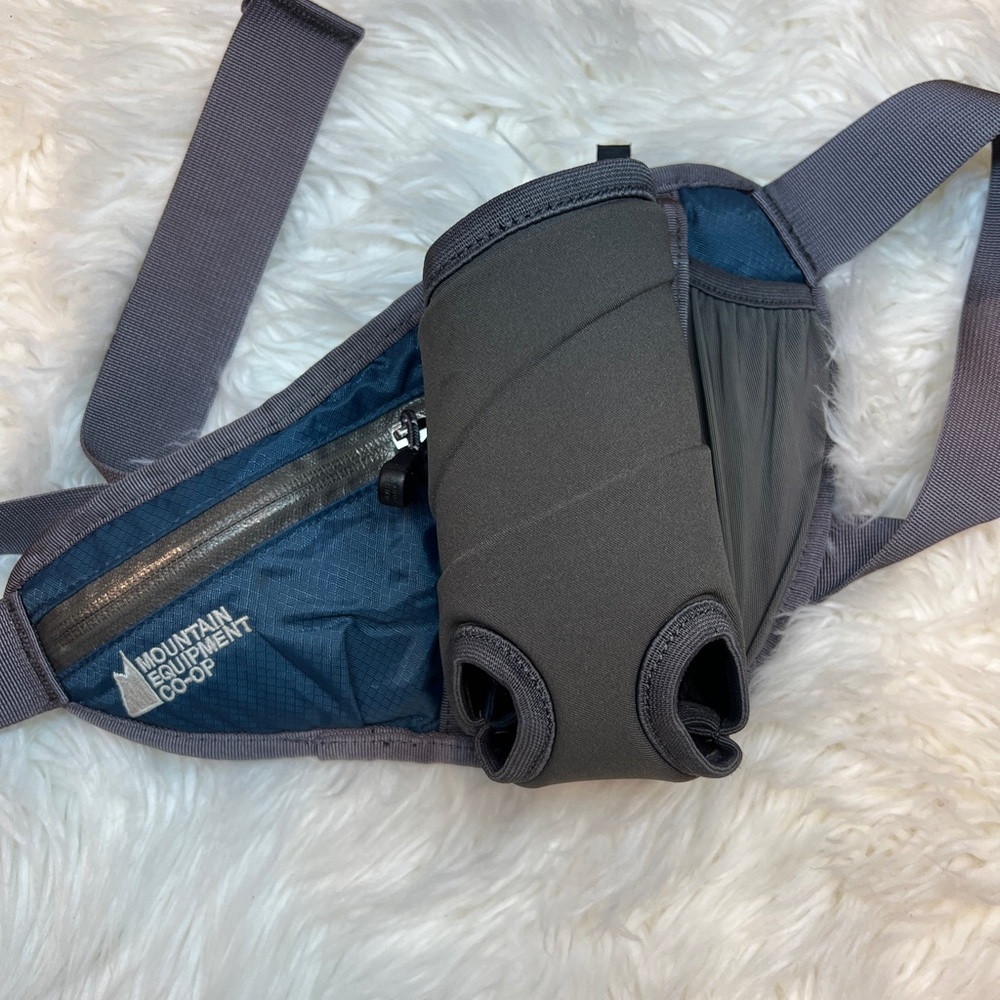 Mountain Equipment Co-op Gray Belt Bag with Water Bottle Holder
